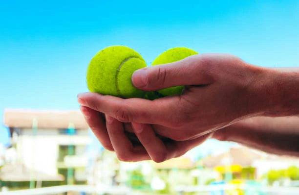 Introducing the Innovative Roller Massage Ball: A Must-Have for Ultimate Relaxation and Recovery
