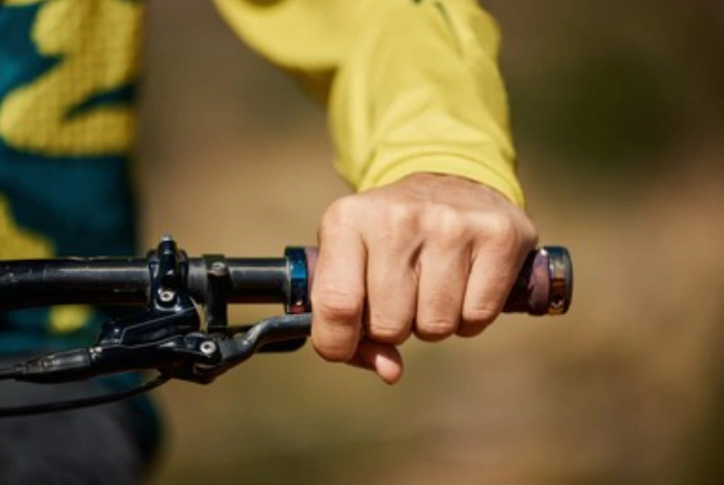 exercises to strengthen pinkie finger muscles