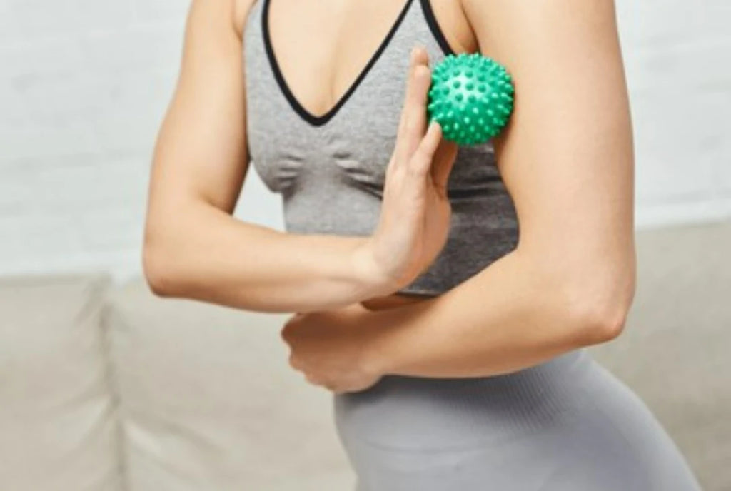 massage ball with handle