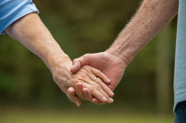 Fitbeast Introduces Effective Exercises for Finger Sprain Recovery